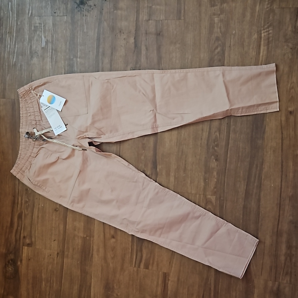 NWT Women's "Vintage Vuori Ripstop Climber Pant". Color's called Dogwood - Picture 1 of 7